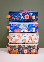 Load image into Gallery viewer, The Somewhere Co - Lunch Case "Peruvian Dusk"